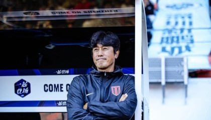 Kaiyun Sports-开云体育-离队56天！徐正源炮轰蓉城：高层一手操控球员转会 将我彻底架空